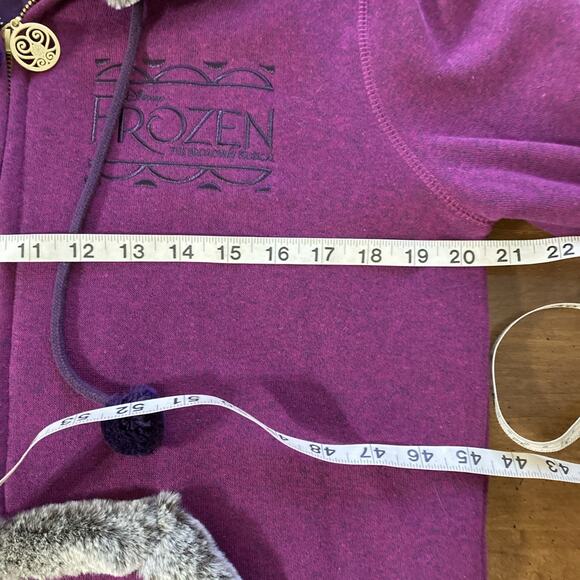 Disney Frozen Broadway Musical Jacket Fur Hoodie Sz XL Purple Embroidered - Picture 10 of 12